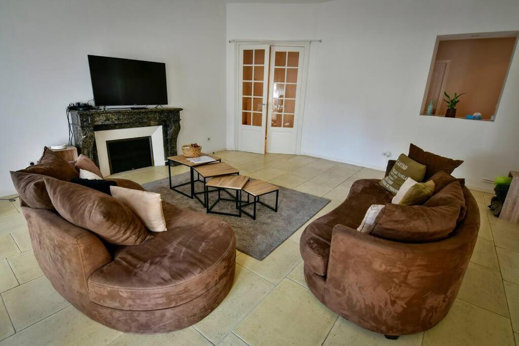 Grand Appartement De Haut Standing En Centre-Ville Montluçon Exteriér fotografie